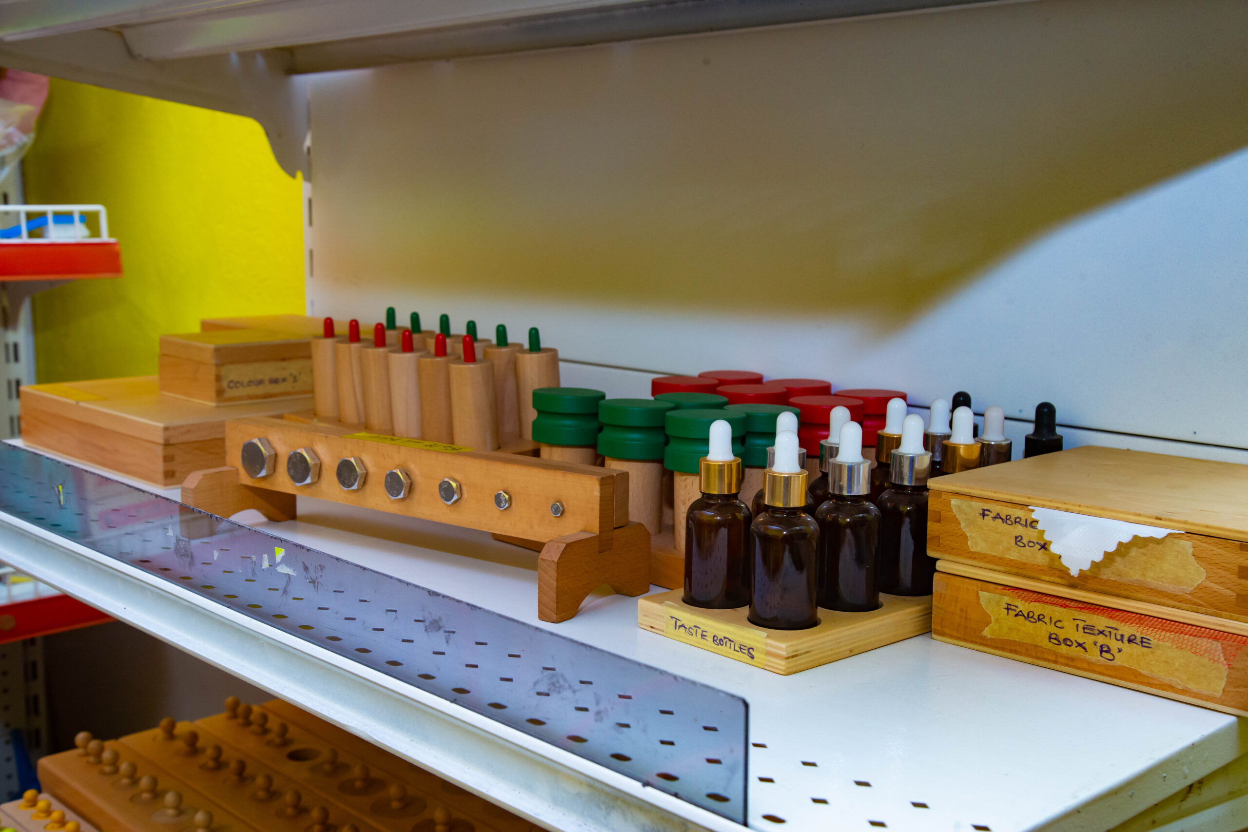 Montessori sensorial materials
